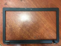 TOSHIBA Satellite C50D-A-10M Ekran Çerçevesi