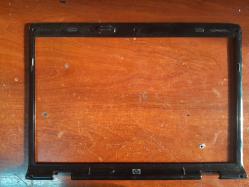 Hp Pavilion DV9700 Ekran Çerçevesi